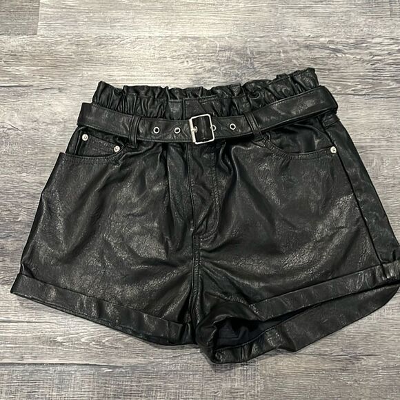 BDG Urban Outfitters faux black leather shorts with removable belt - M - Picture 1 of 7